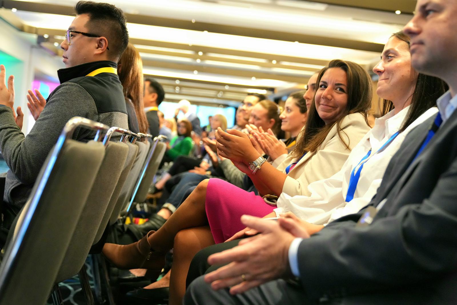 Attendees applaud at Accelerate Sydney 2023